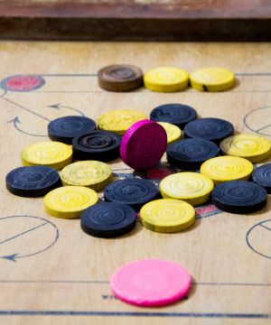 CARROM BOARD