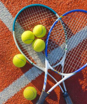 TENNIS